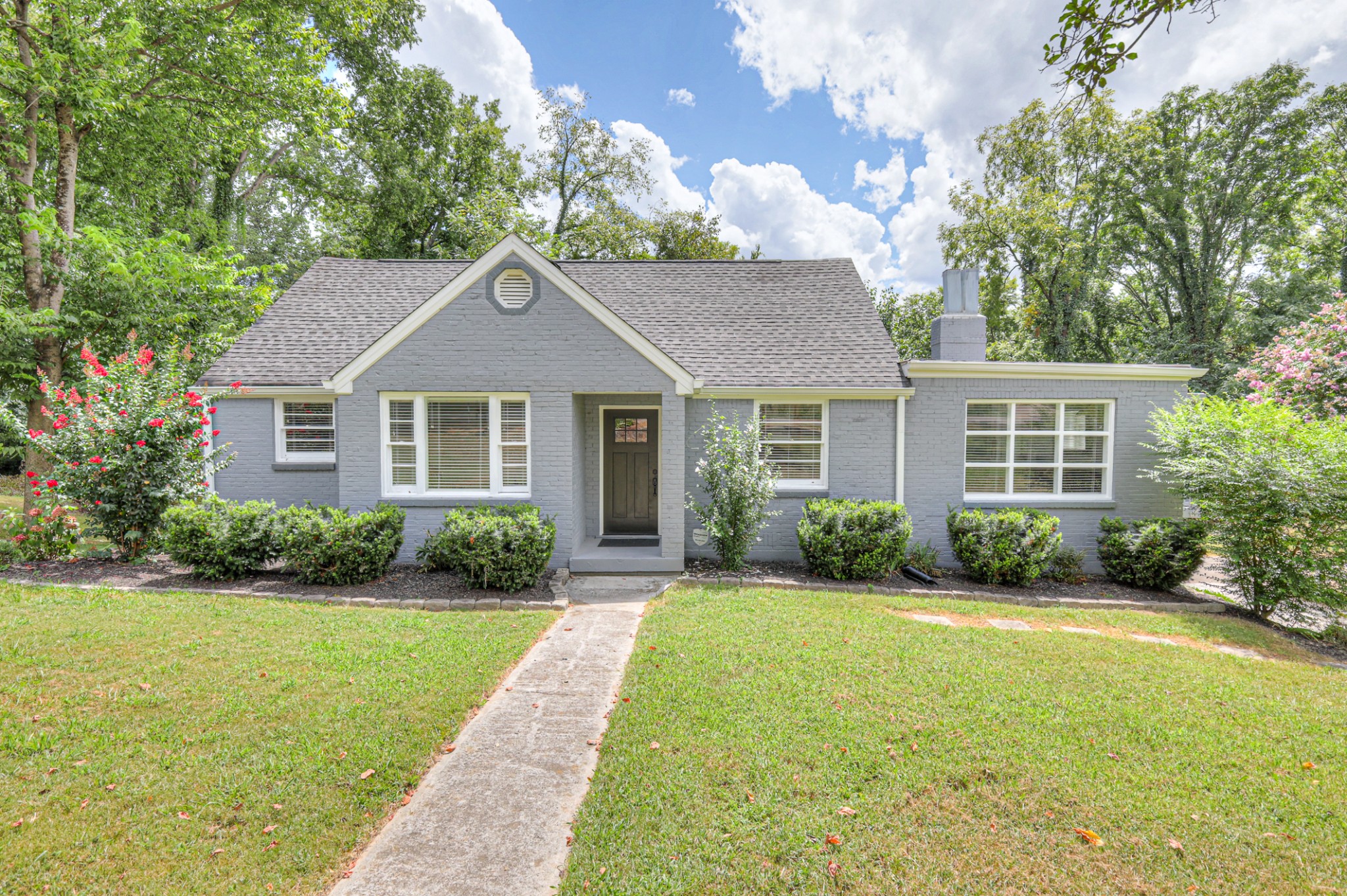 1211 Catina Dr