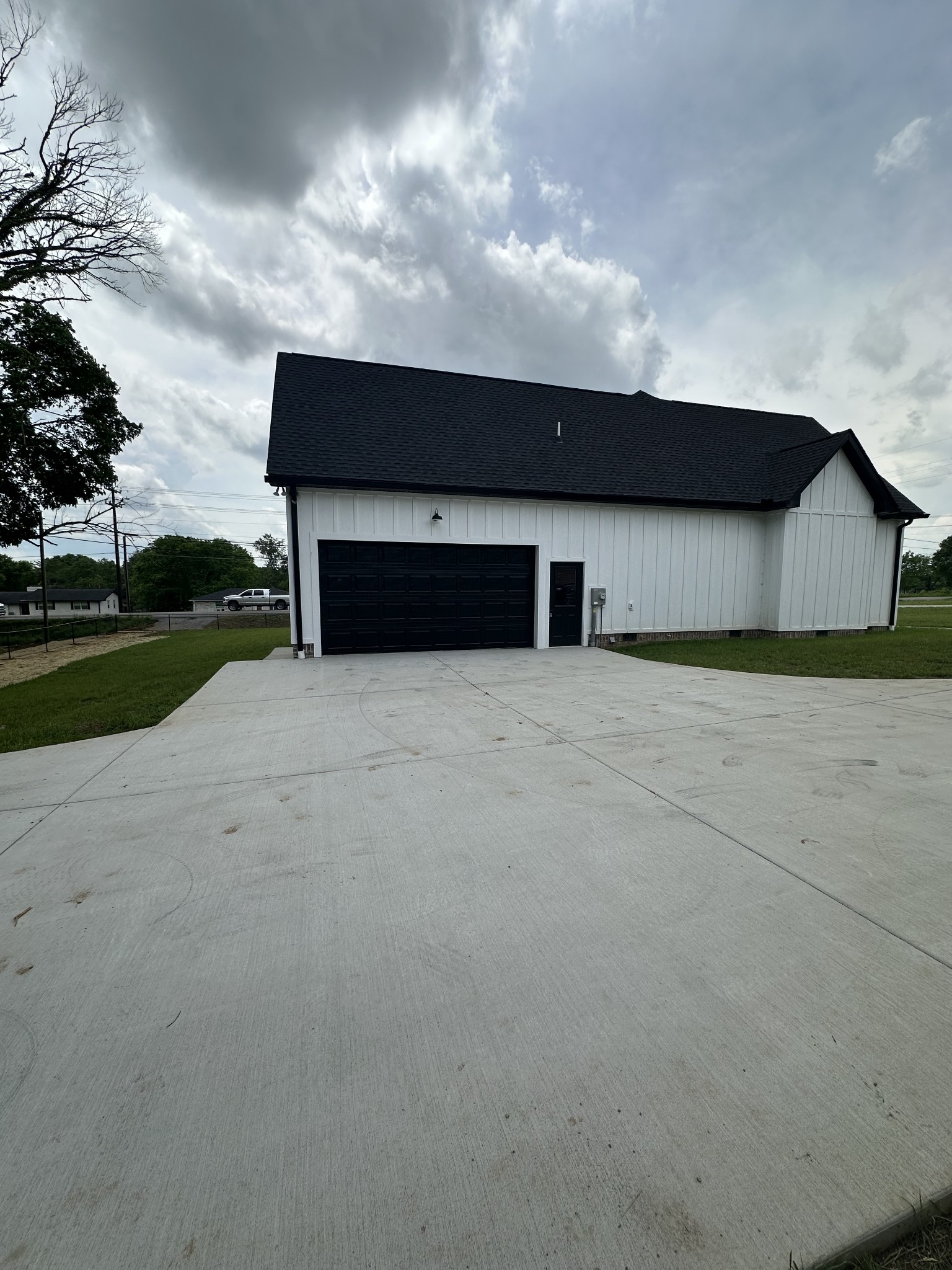 50 Mockingbird Ln