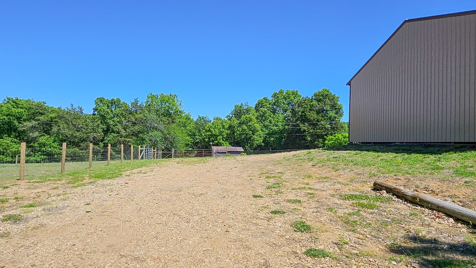 879 Holt Hollow Road