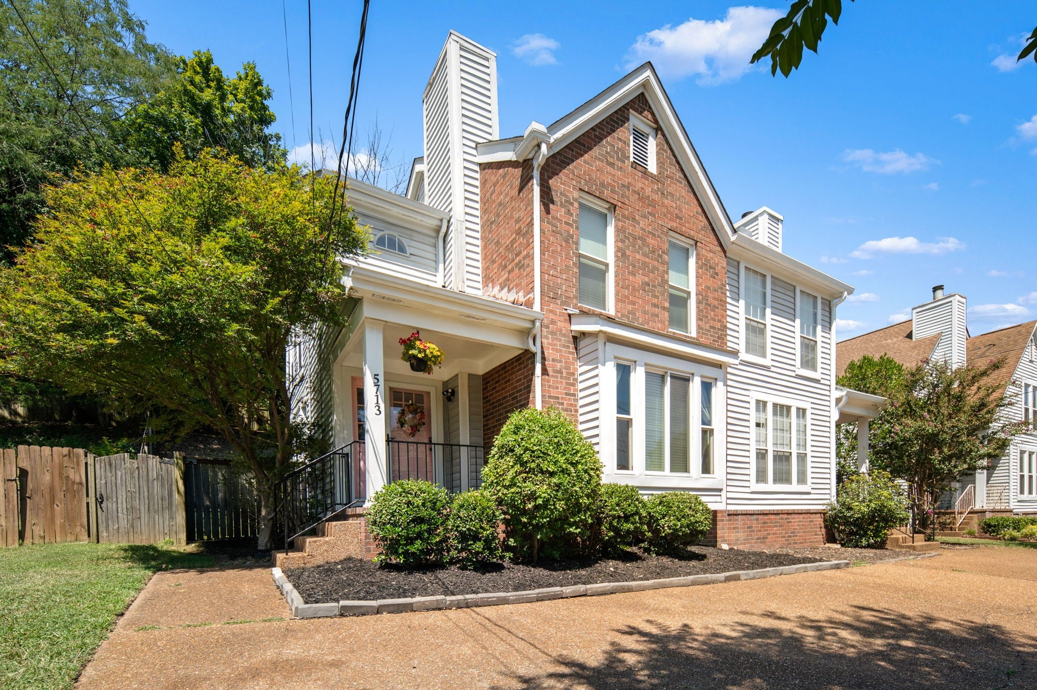 5713 Brentwood Meadows Cir