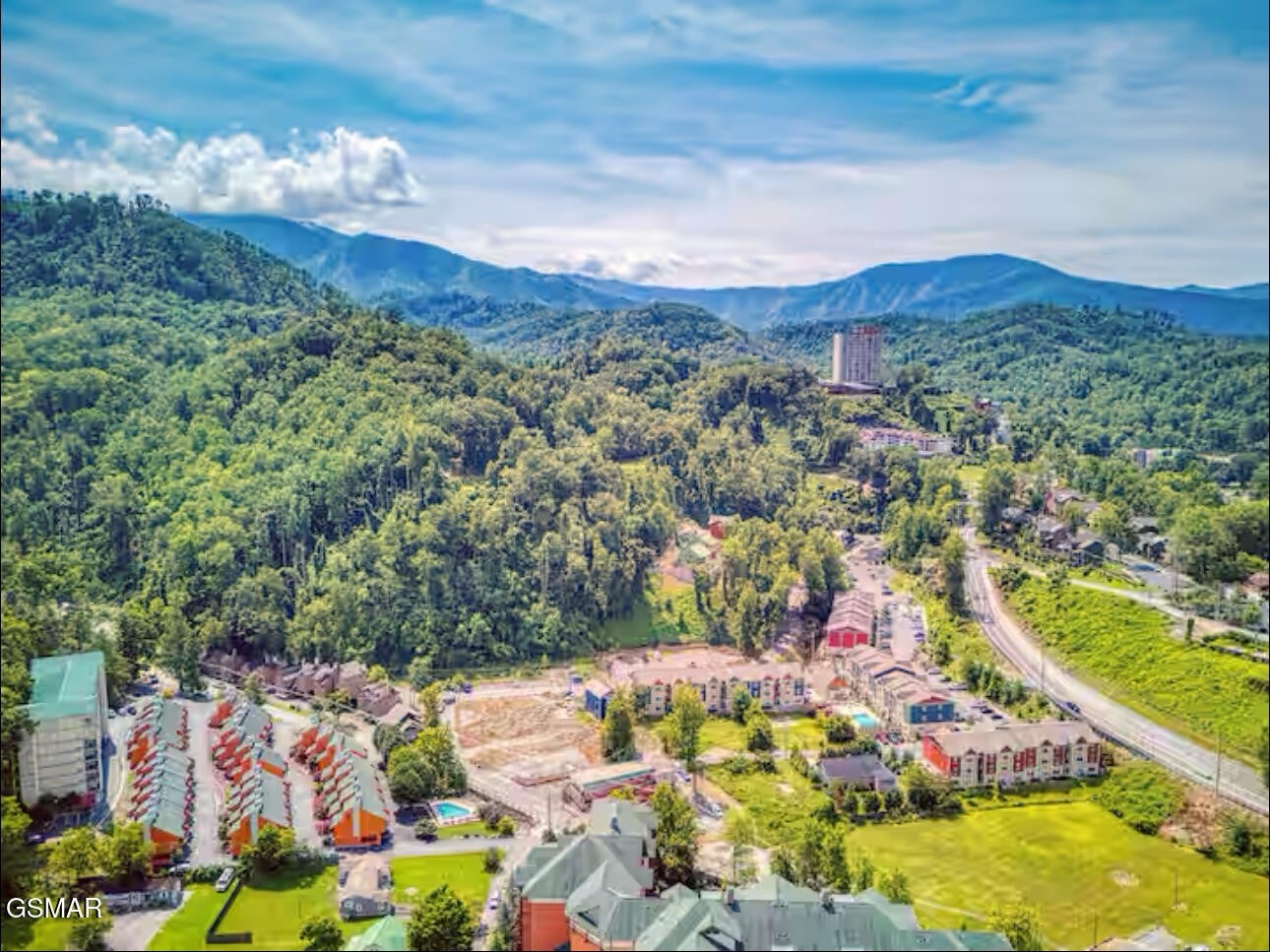 403 Baskins Creek Rd 401