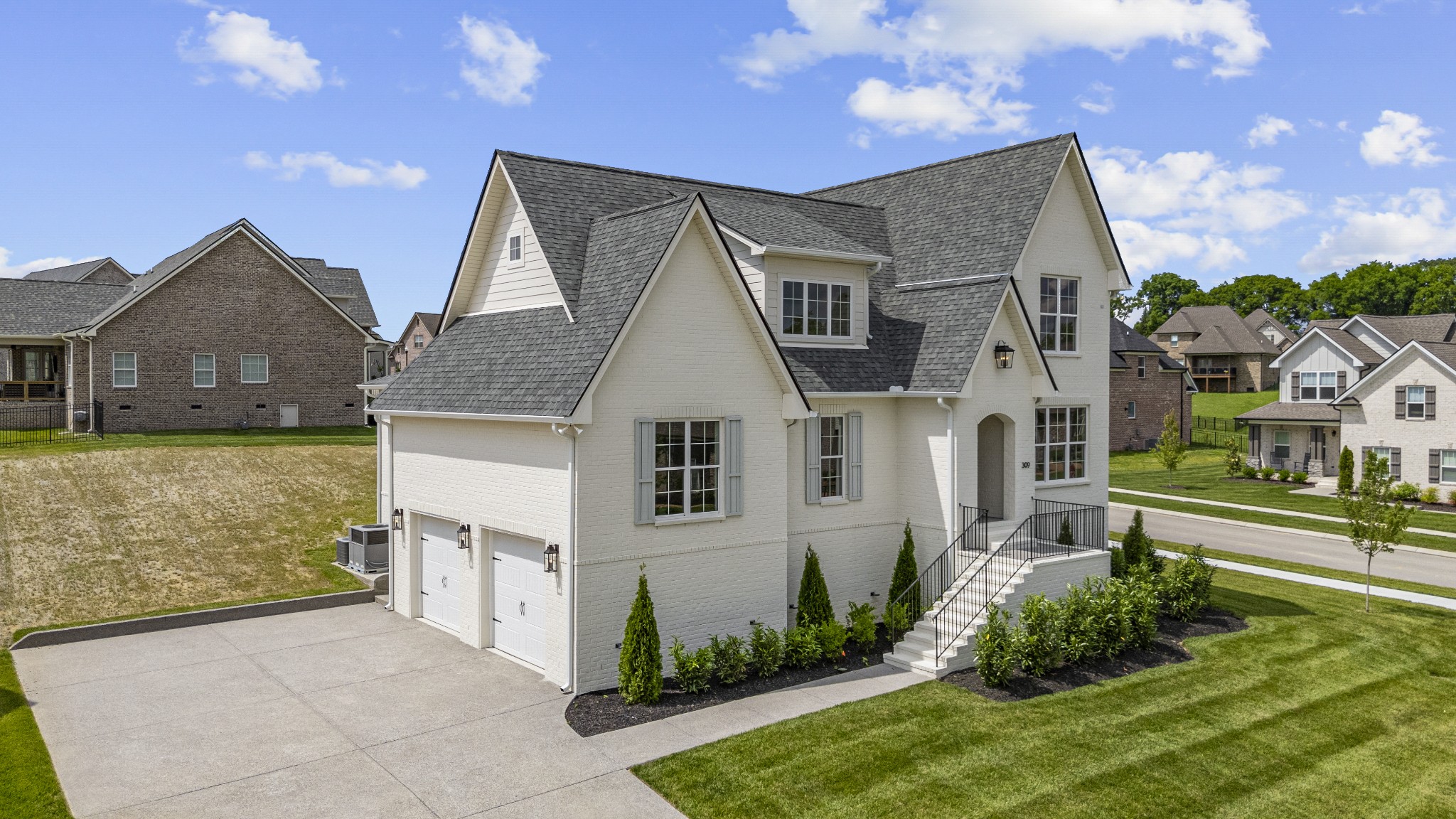 309 Oaks Xing