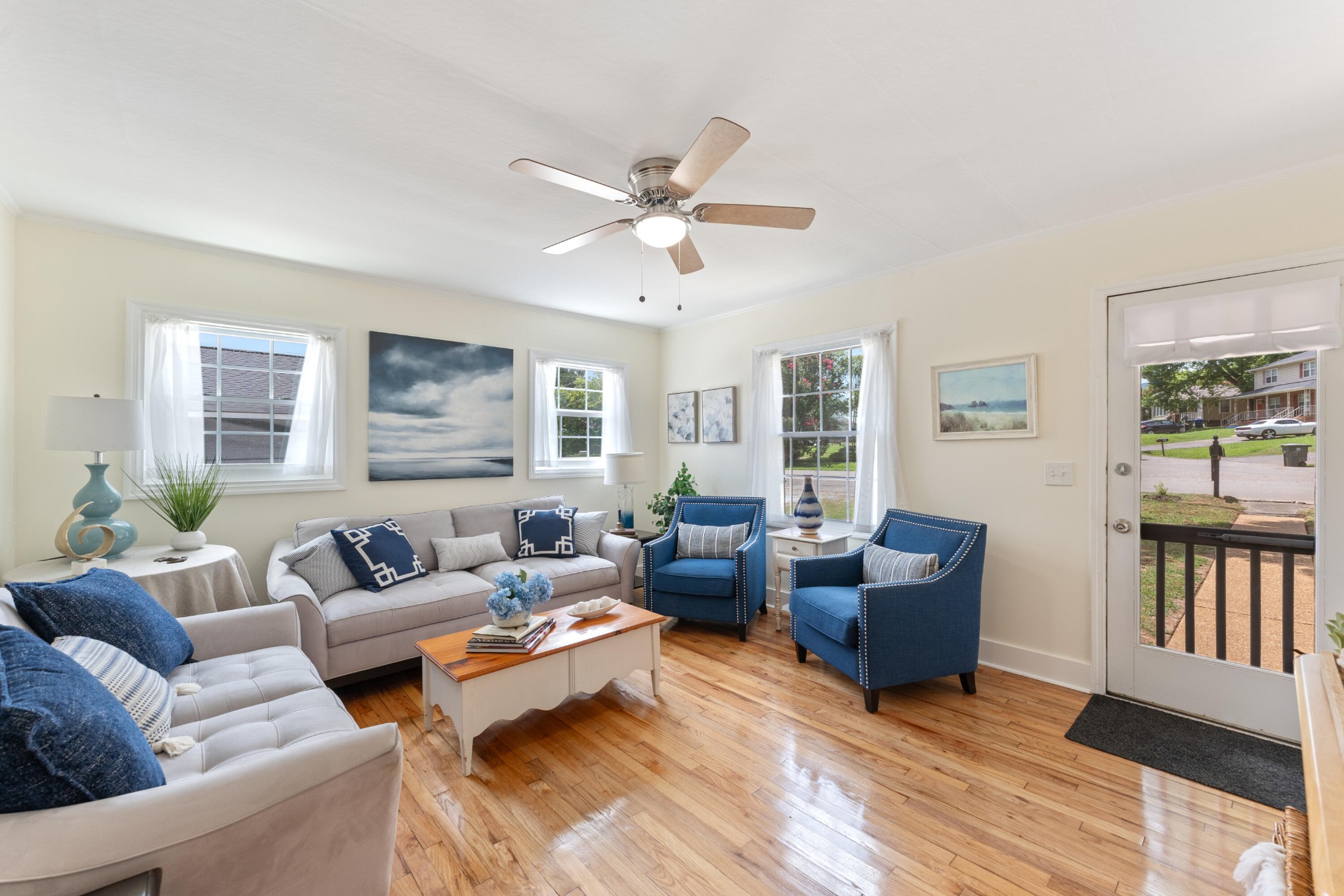 3102 Crescent Circle