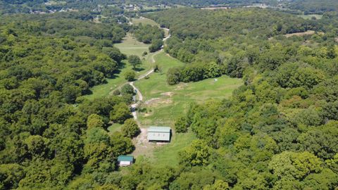 1450 Donna Rd Lewisburg TN 37091