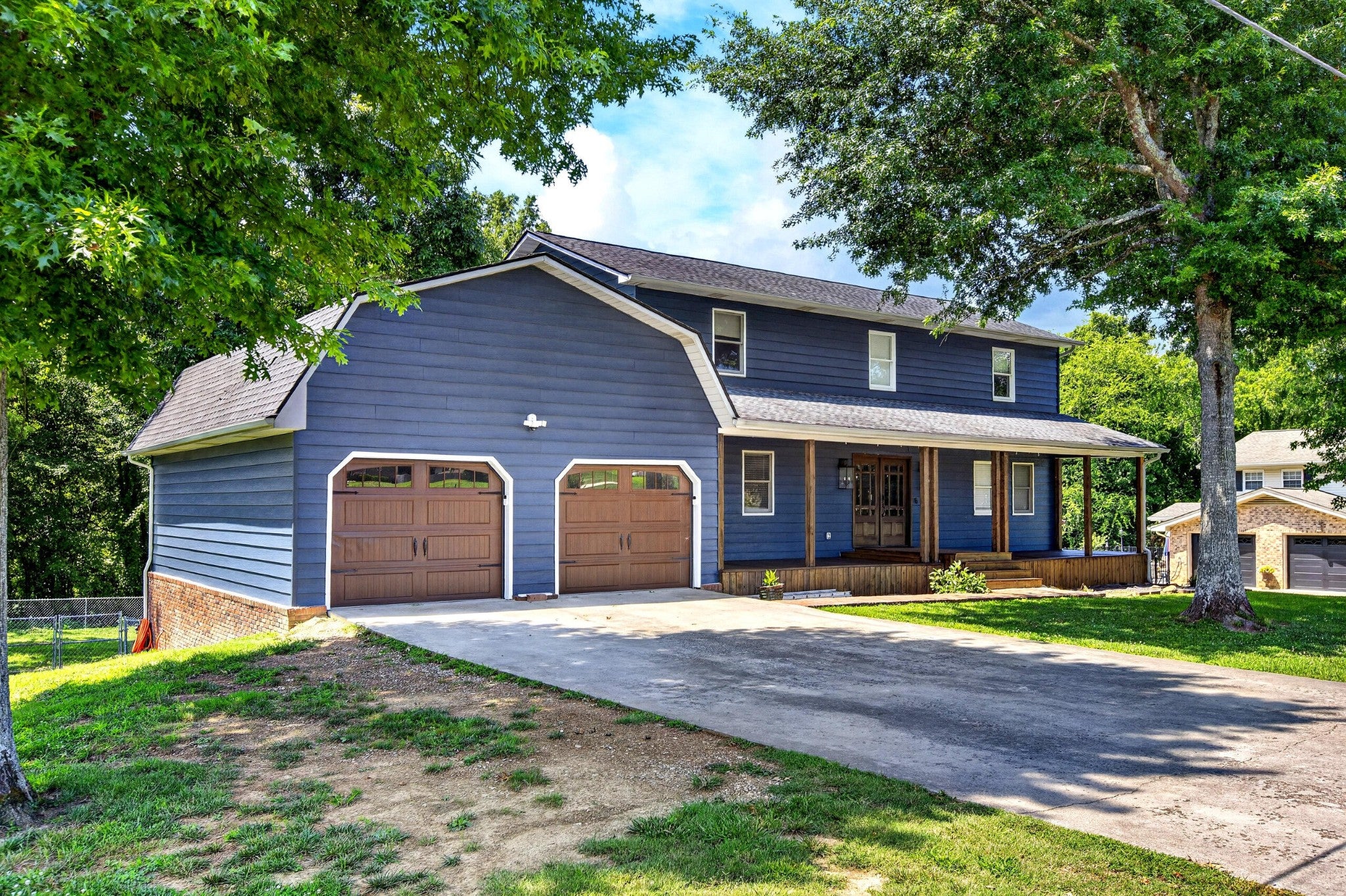 2975 Rolling Hills Drive NW