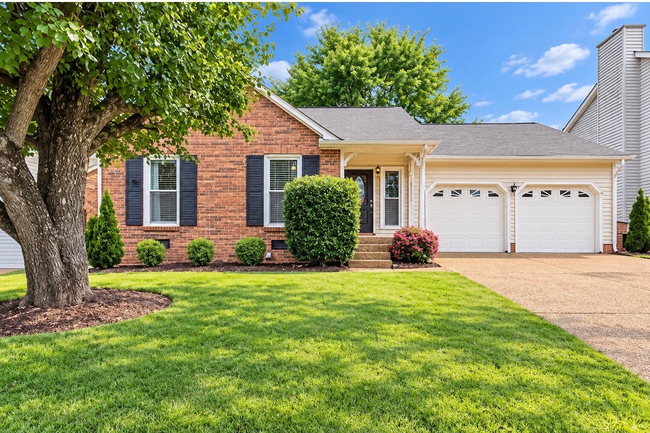 3-bed listing at 5116 Village Way, Nashville