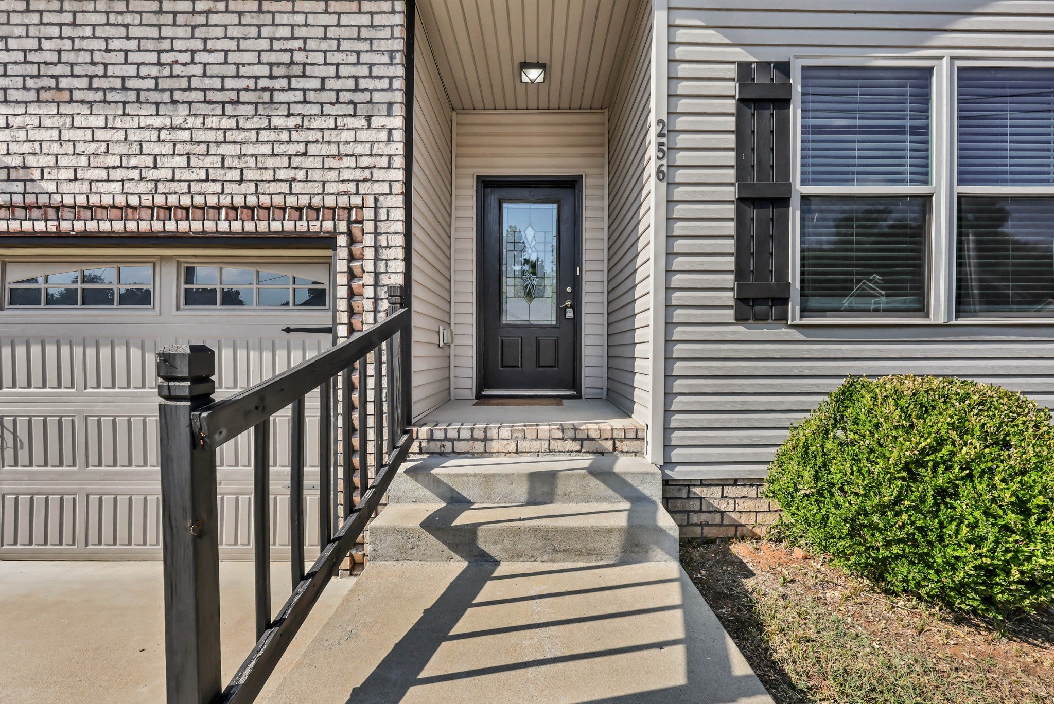 256 Azalea Dr