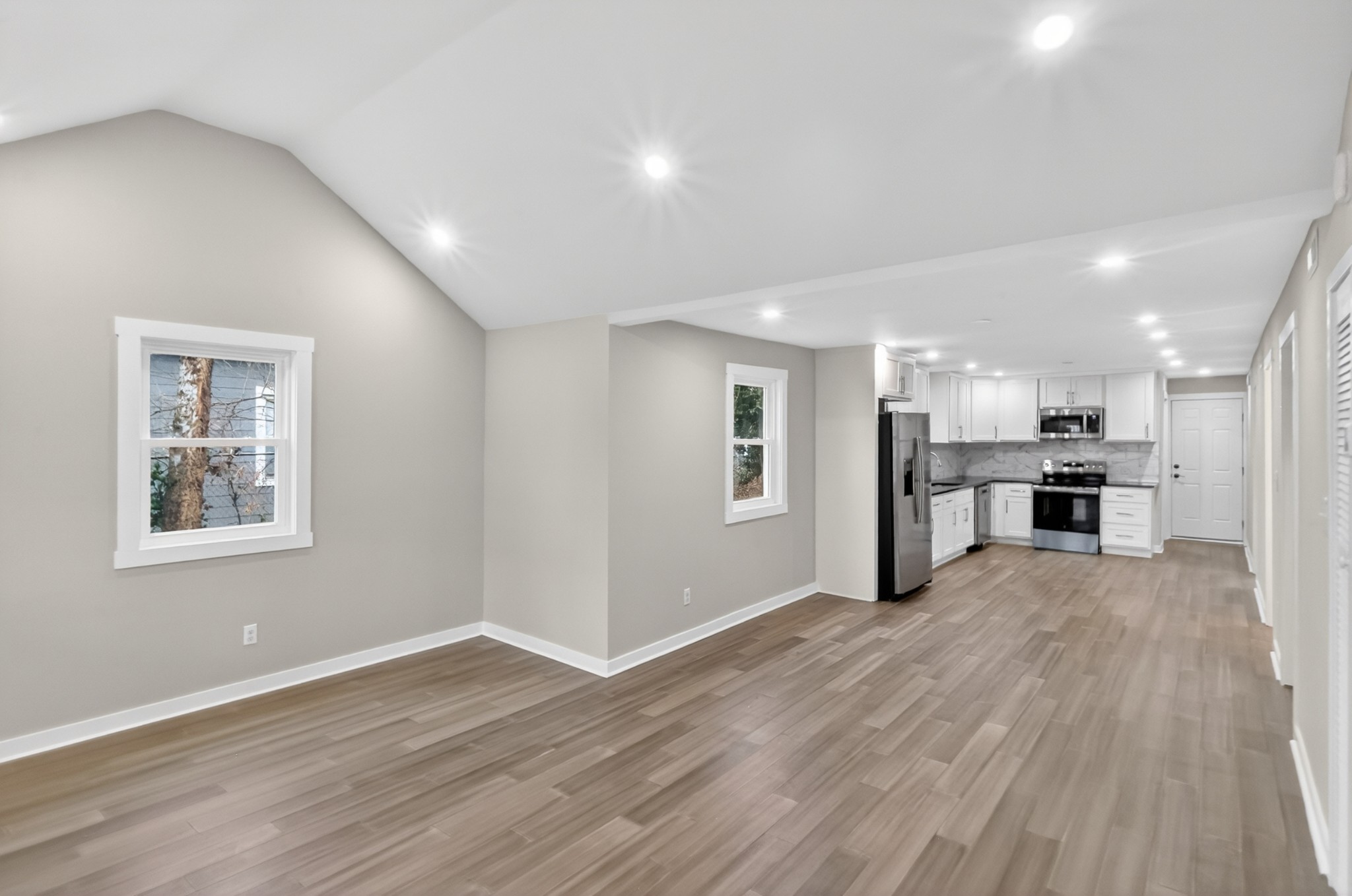 2725 Herman St