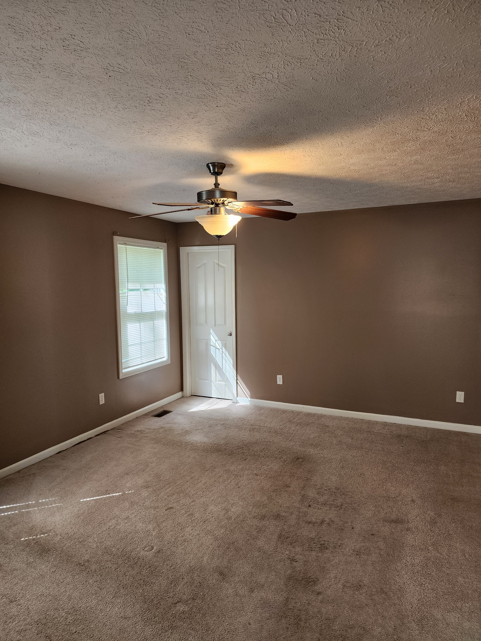 216 Indian Springs Cir