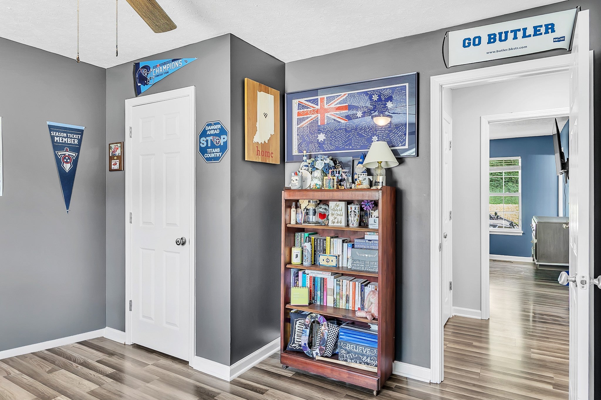 1043 Woodbrier Ln
