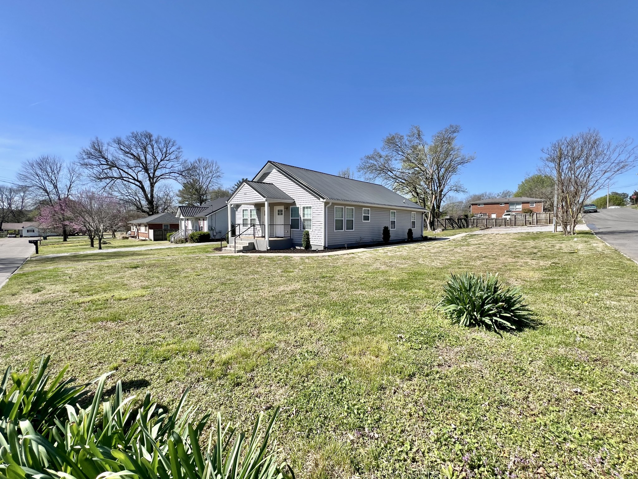 Listing image 4