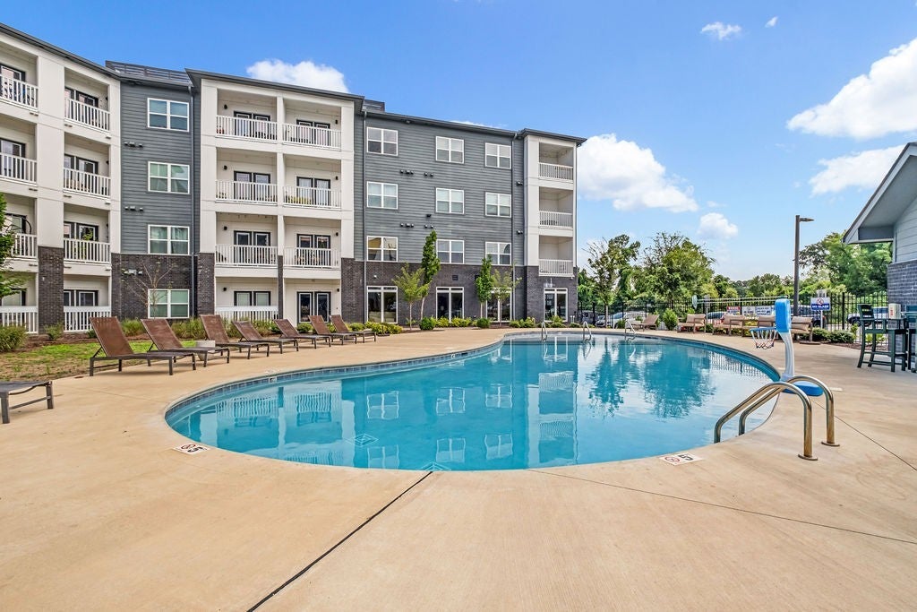 1-bed listing at 1540 Lebanon Pike 402, Nashville