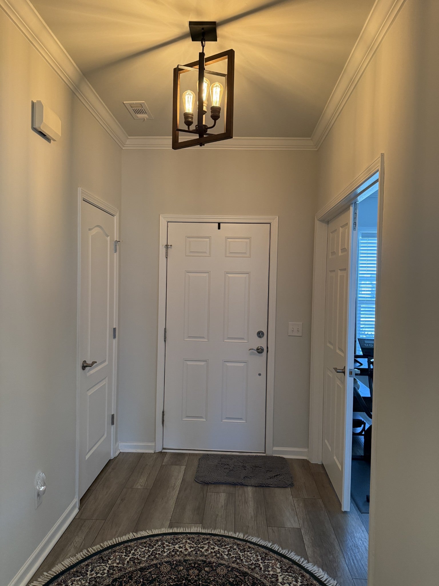402 Grundy Walk