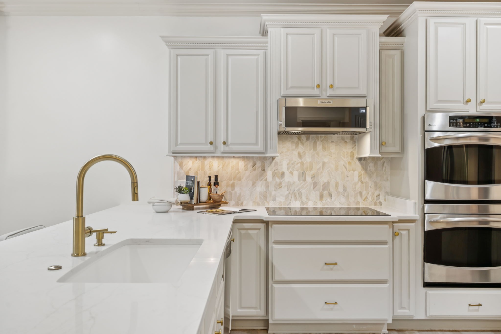 107 Brilliantine Cir