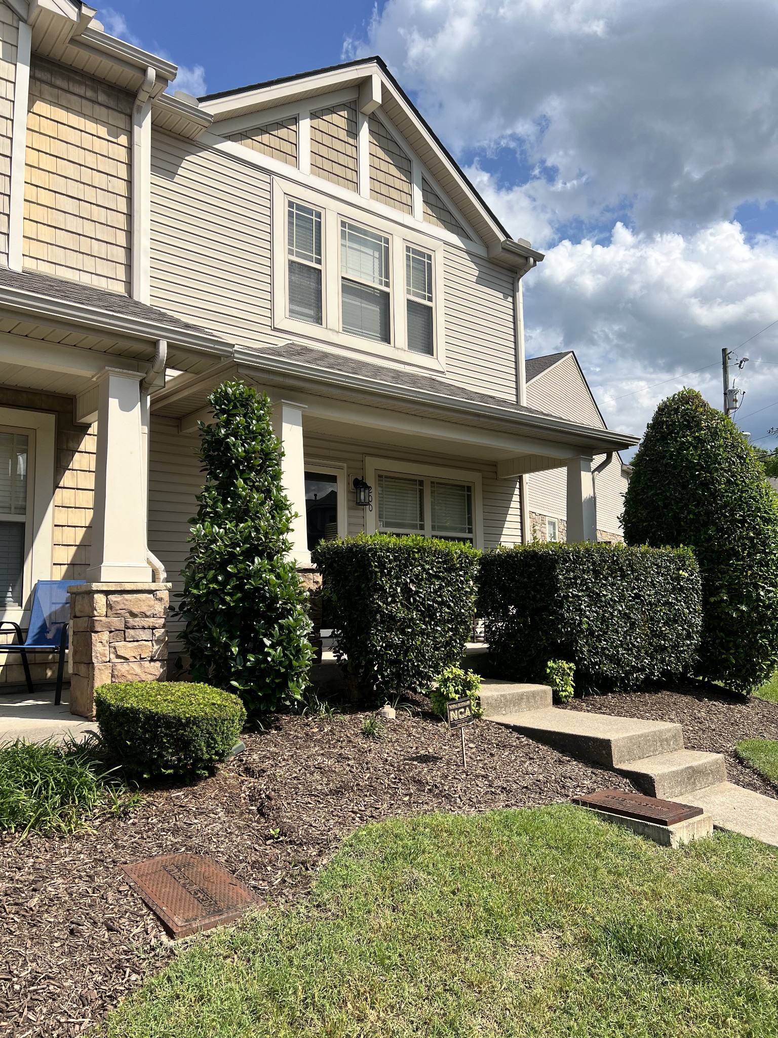 735 Tulip Grove Rd 200