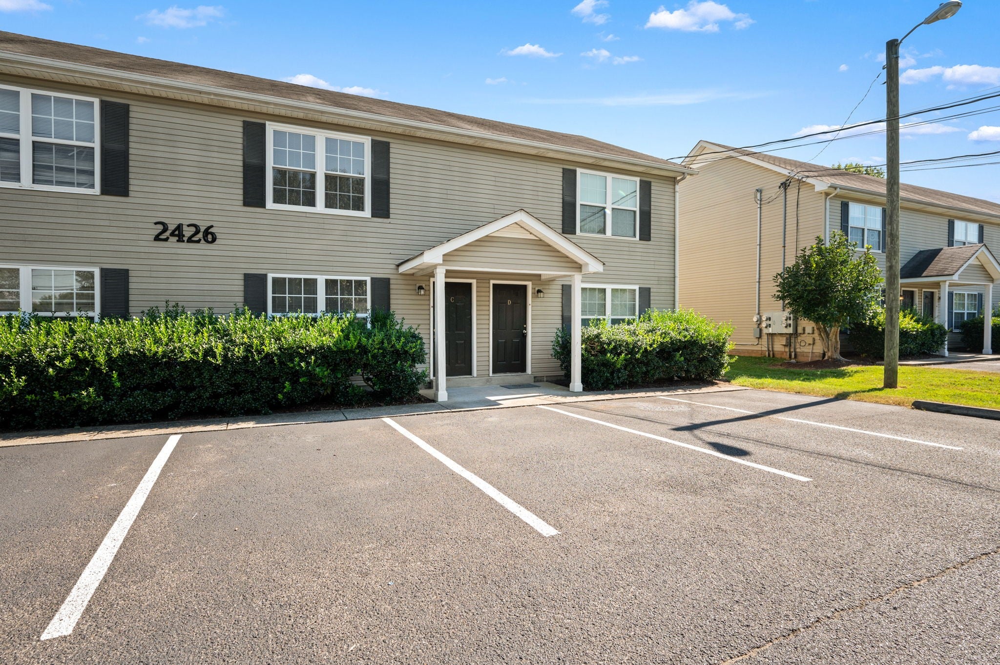 2426 Willowbrook Dr C