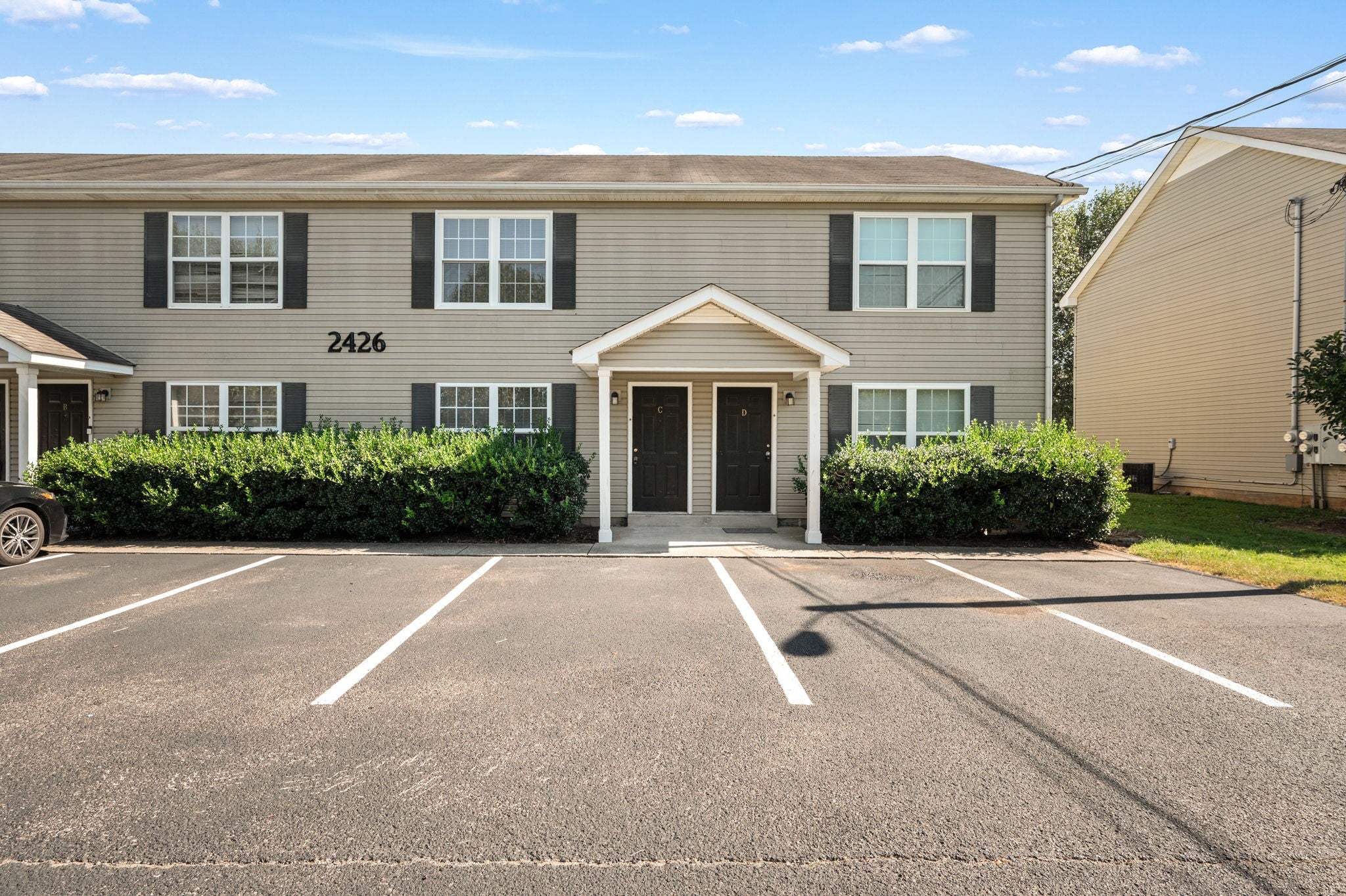 2426 Willowbrook Dr C