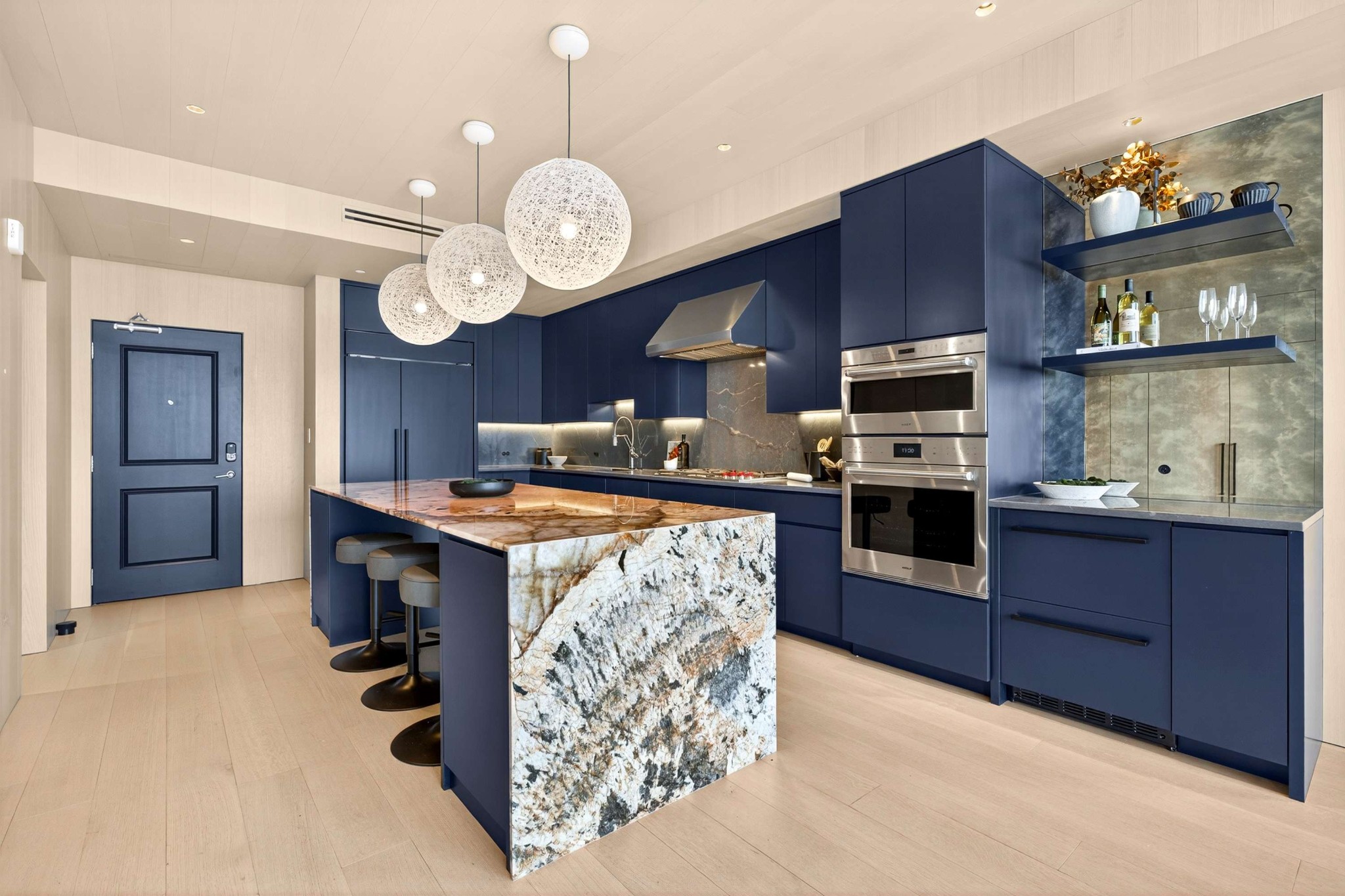 1616 West End Ave 2601