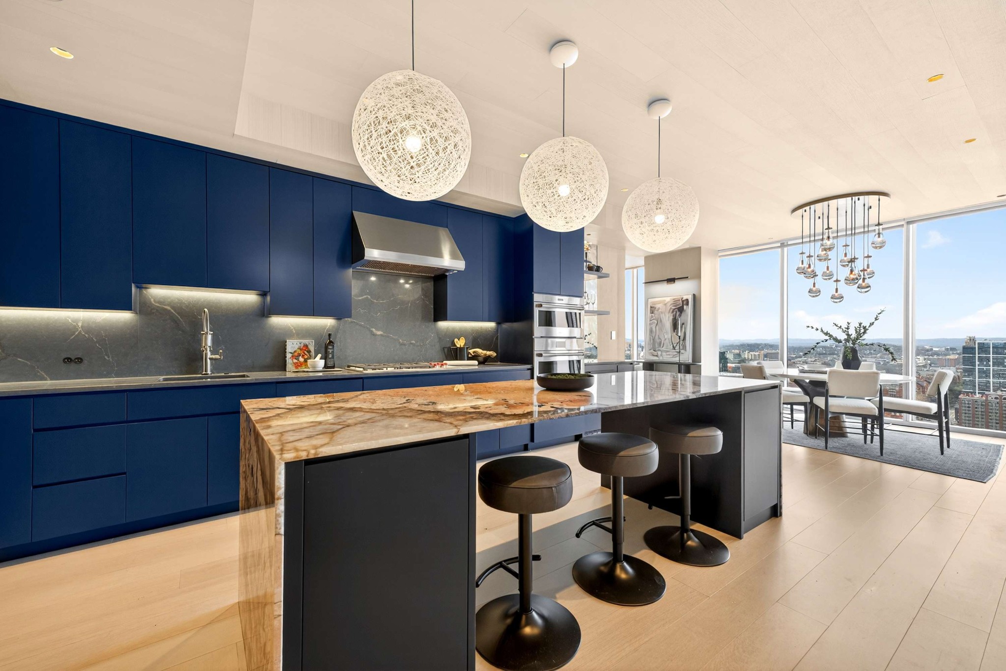 1616 West End Ave 2601