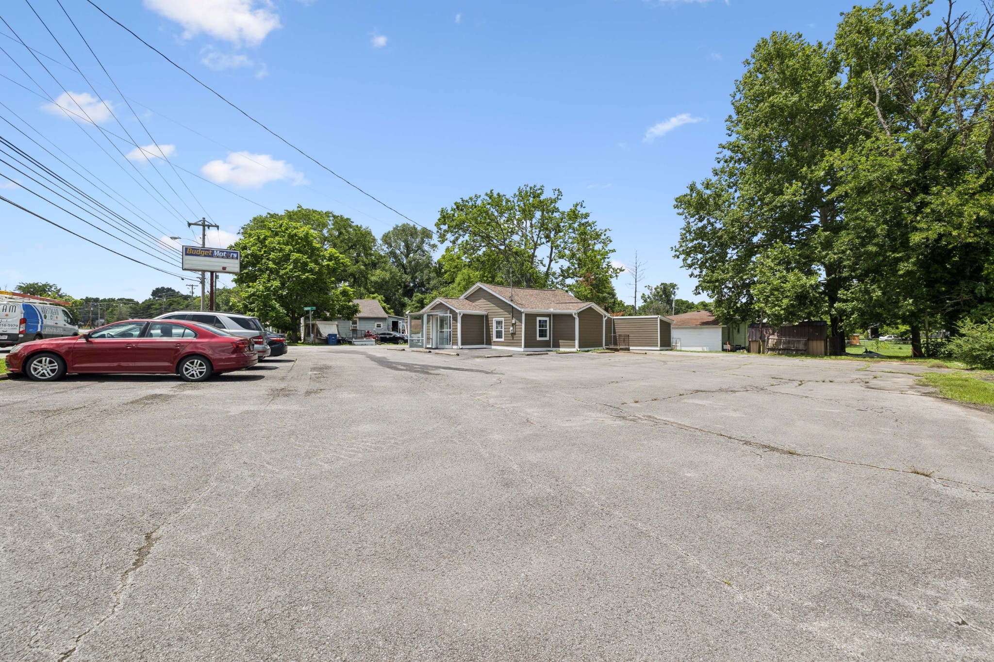 901 E Depot St