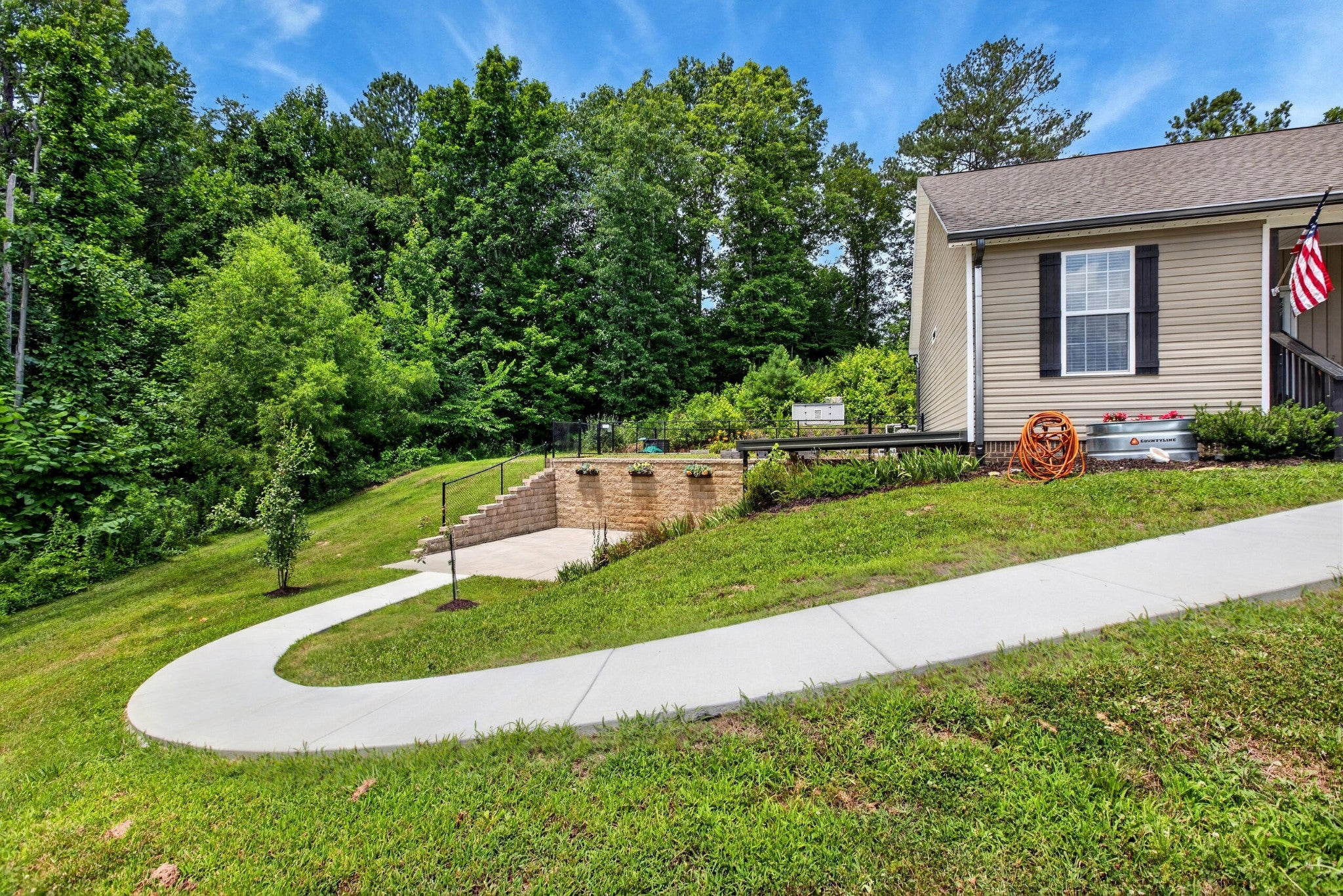 148 Chetola Drive NE