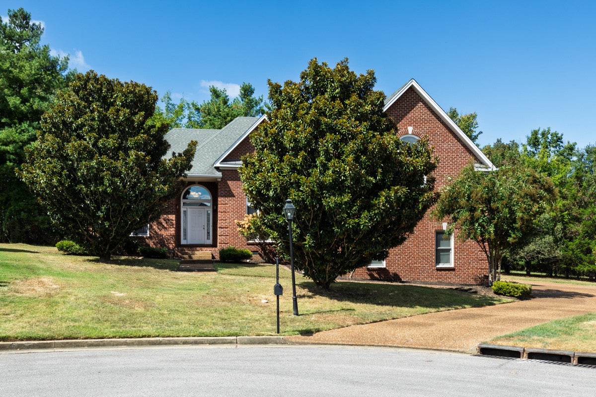 1409 Johns Meadows Cv