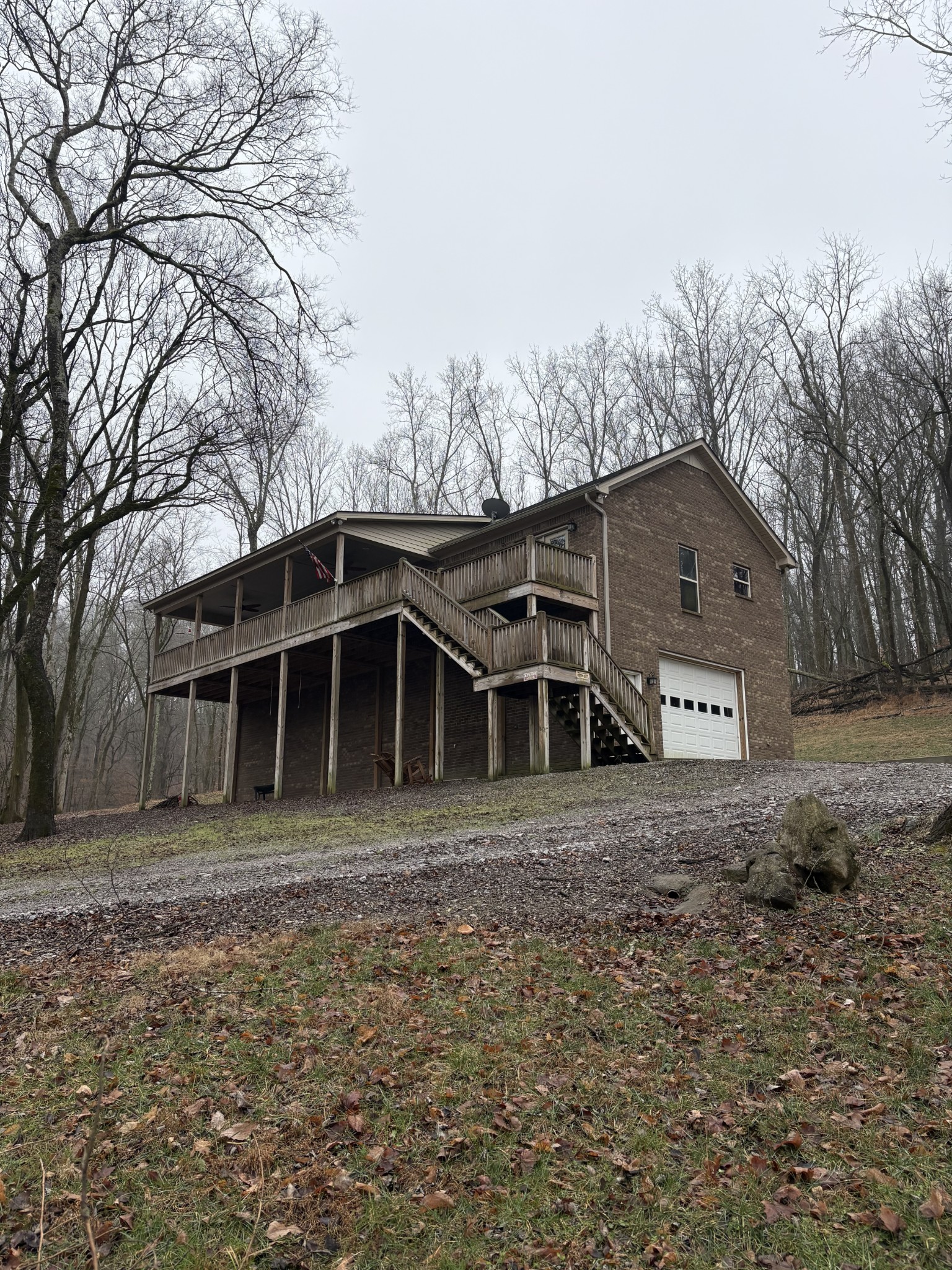 846 Red Bud Ln