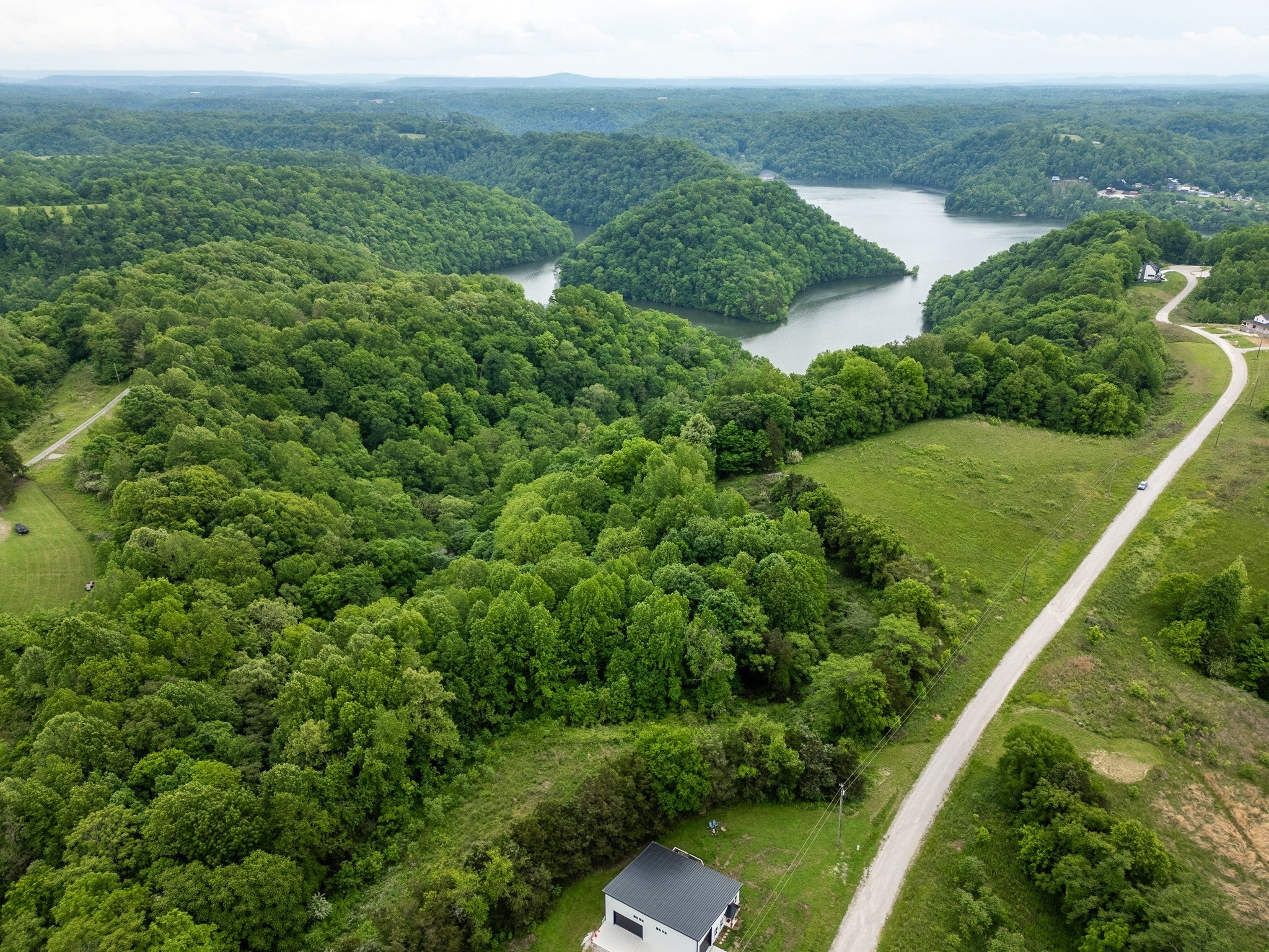 32 Lake Bluff Rd