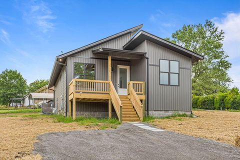 1144 Apple St Lewisburg TN 37091