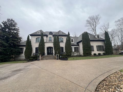 1090 Stockett Dr Nashville TN 37221