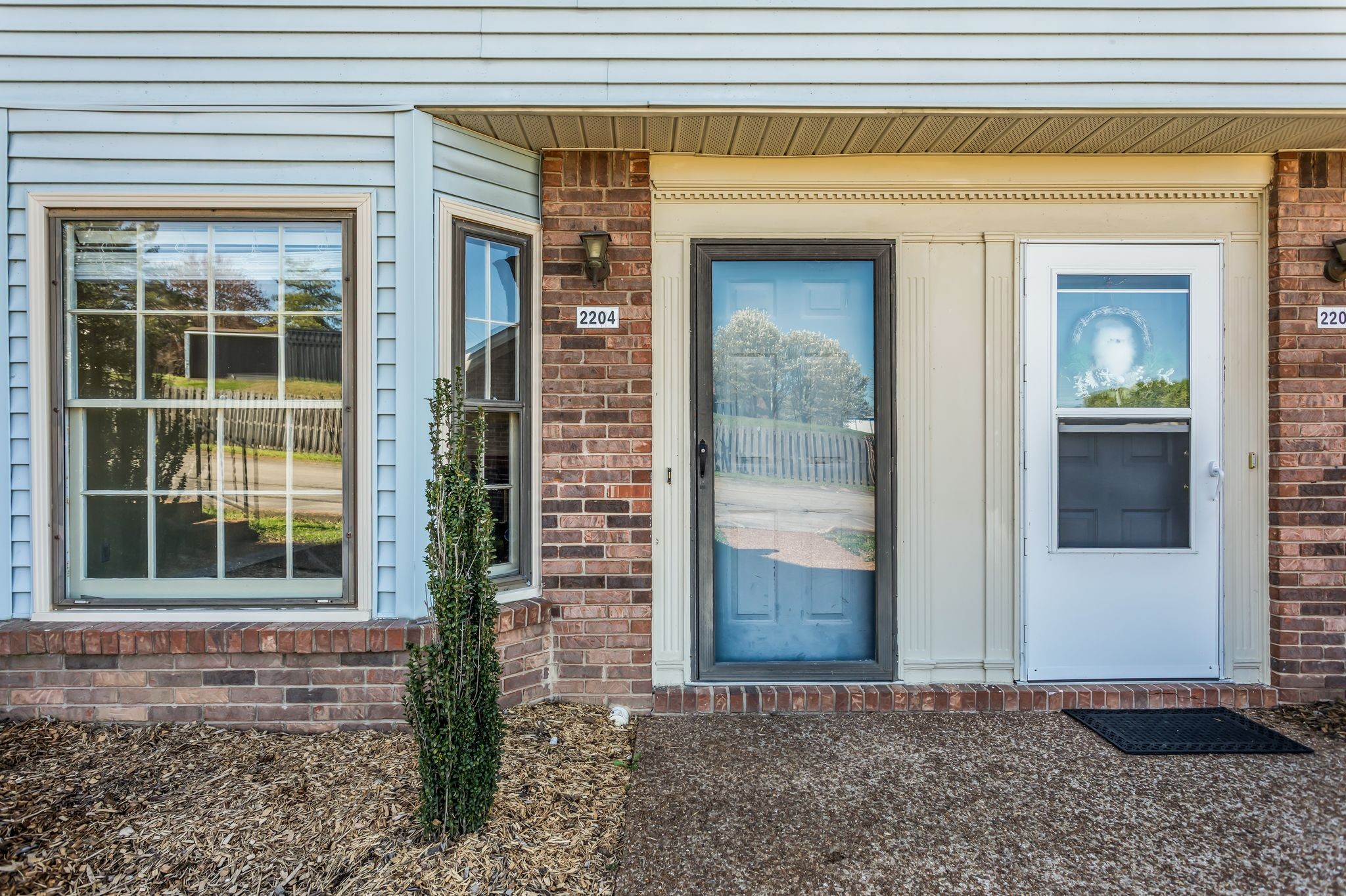 2204 Union Place Court