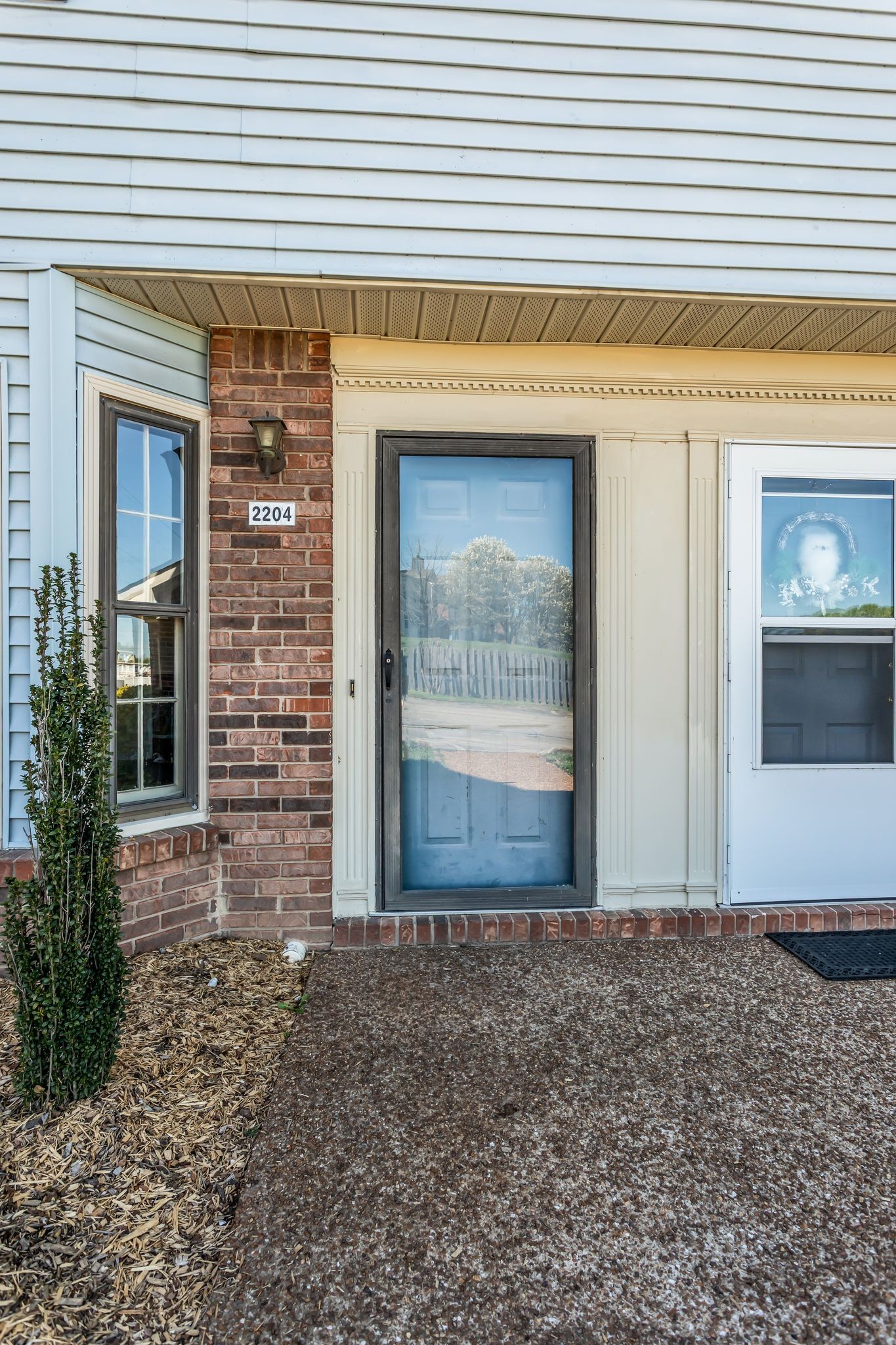 2204 Union Place Court