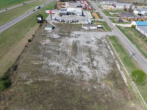 570 Alfred Thun Rd Clarksville TN 37040