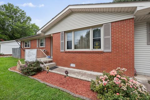 521 Thomas Ave Hohenwald TN 38462