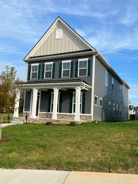 4.0-bed rental at 8053 Warbler Way