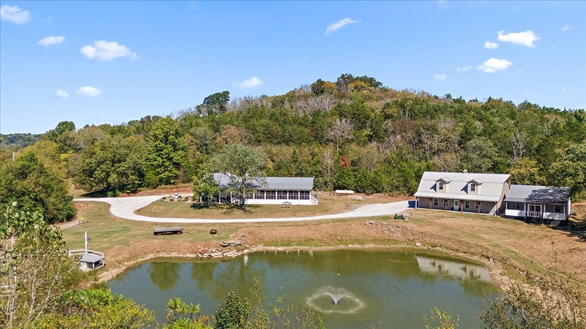 3000 Carters Creek Pike