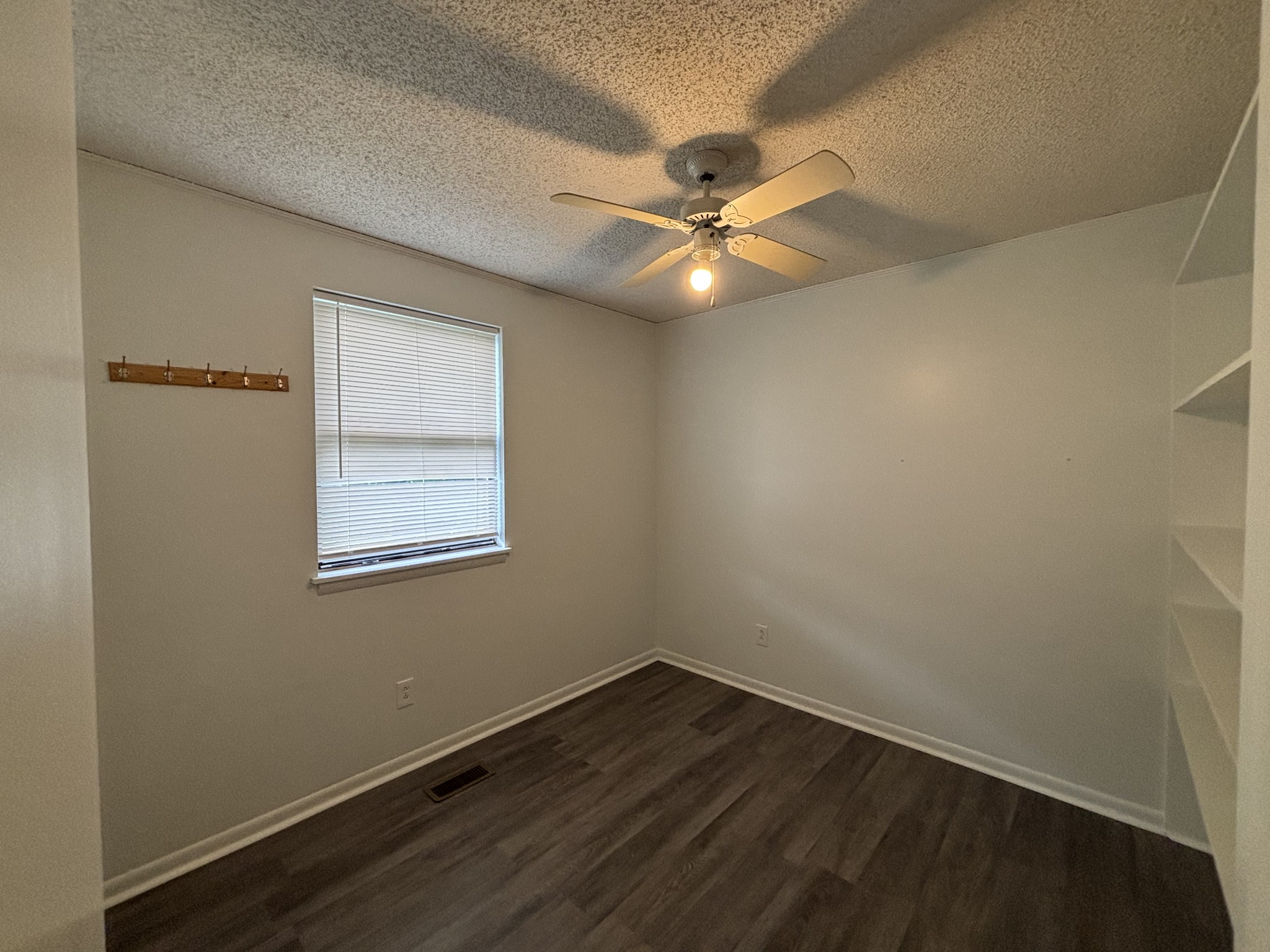 110 Cedar Ridge Dr