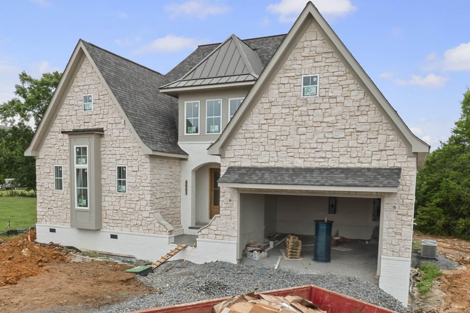 8063 Sir Oliphant Way