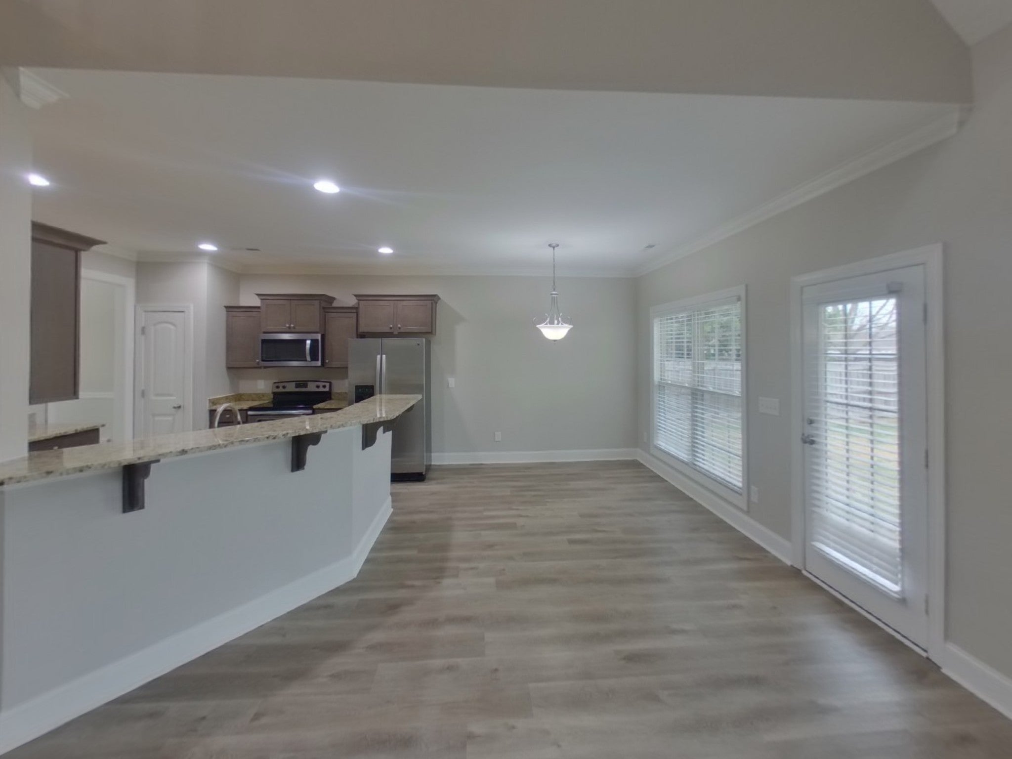 1502 John Lee Ln
