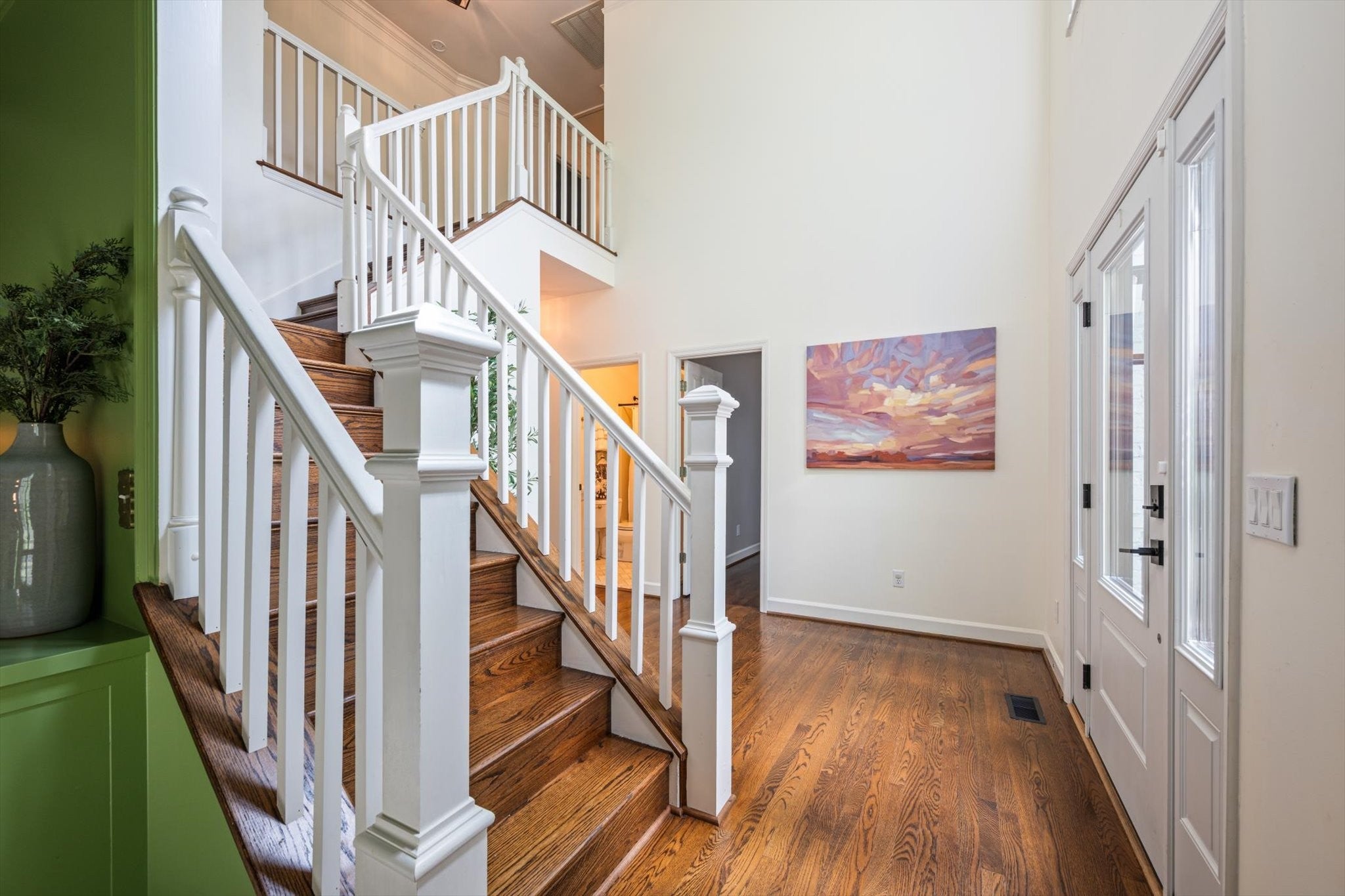 300 Gainsway Ct