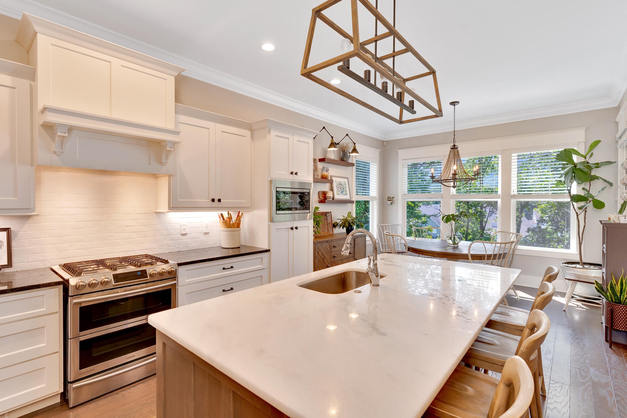 576 Alston Drive 92