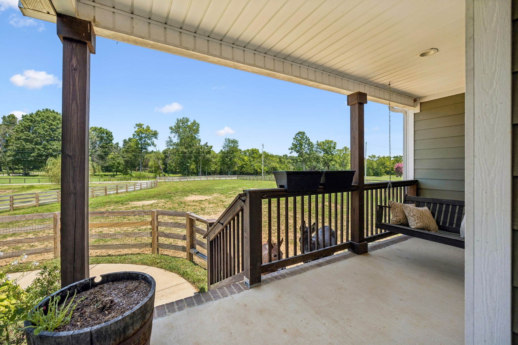 1546 Walls Rd