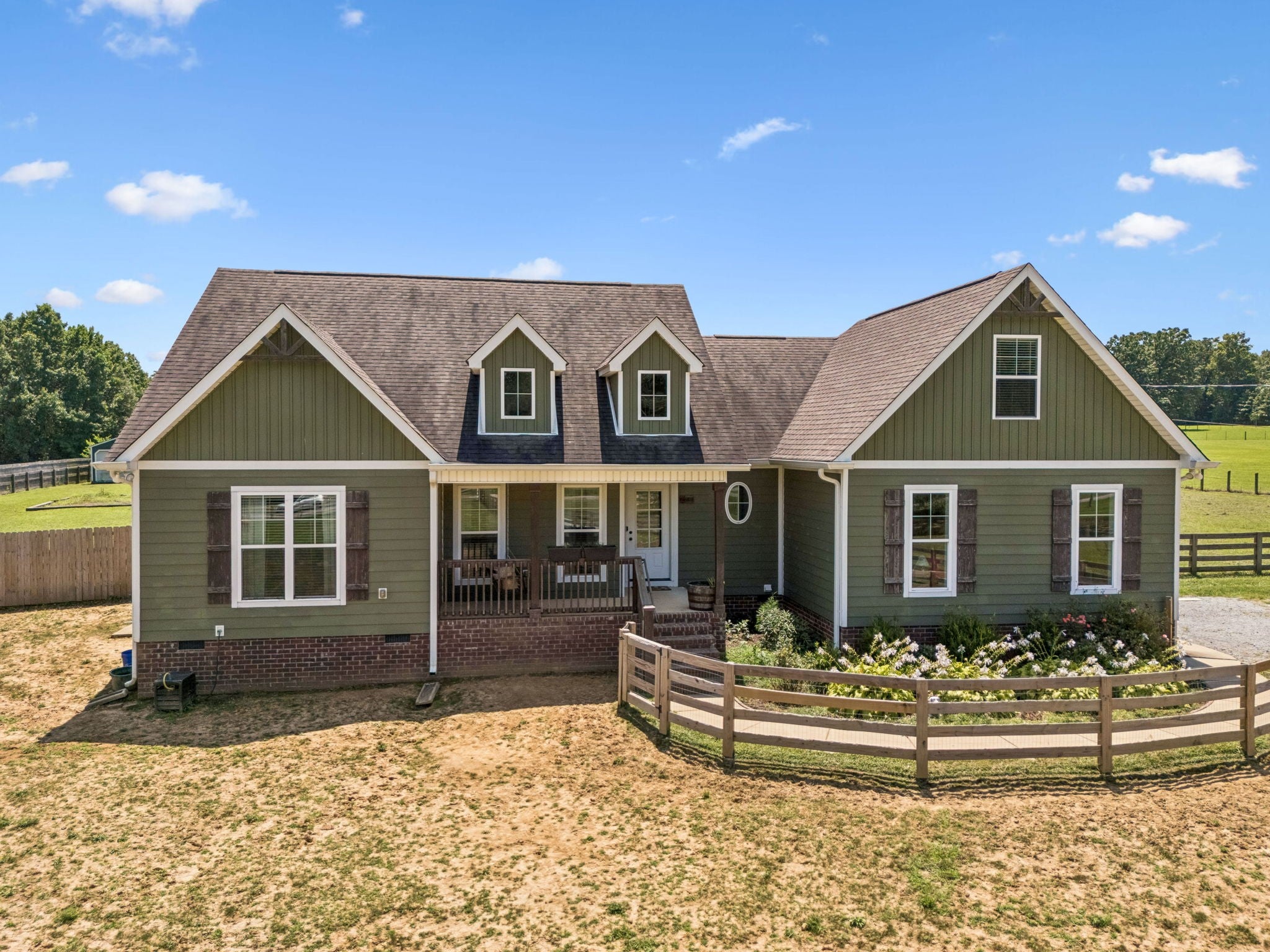 1546 Walls Rd