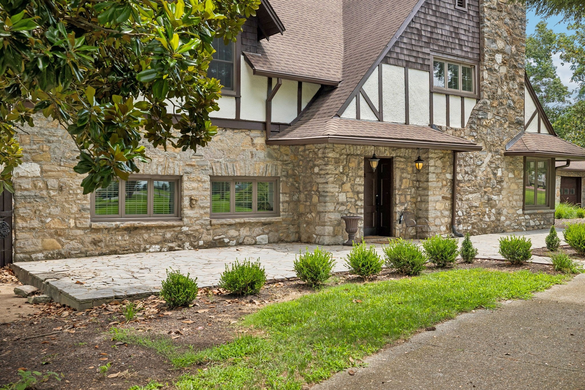 2990 McGavock Pike