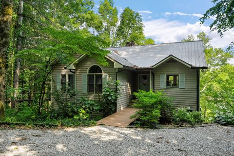 2541 Sparkmantown Rd Doyle TN 38559