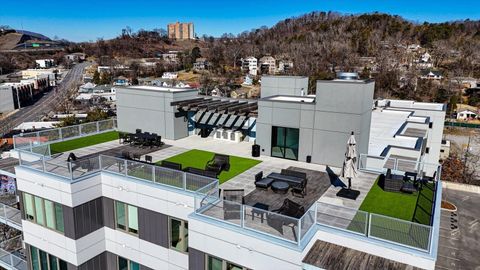 Photo of 411 Fairpoint Street #202, Chattanooga, TN 37405 (MLS # 3120334)