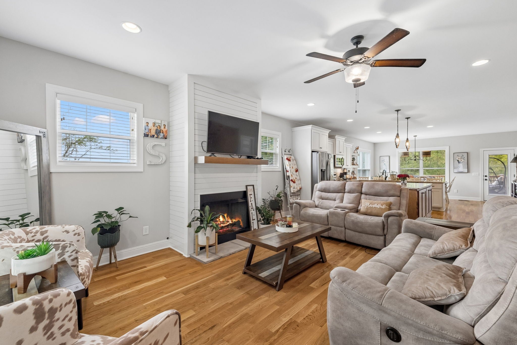 3242 Pinson School Rd