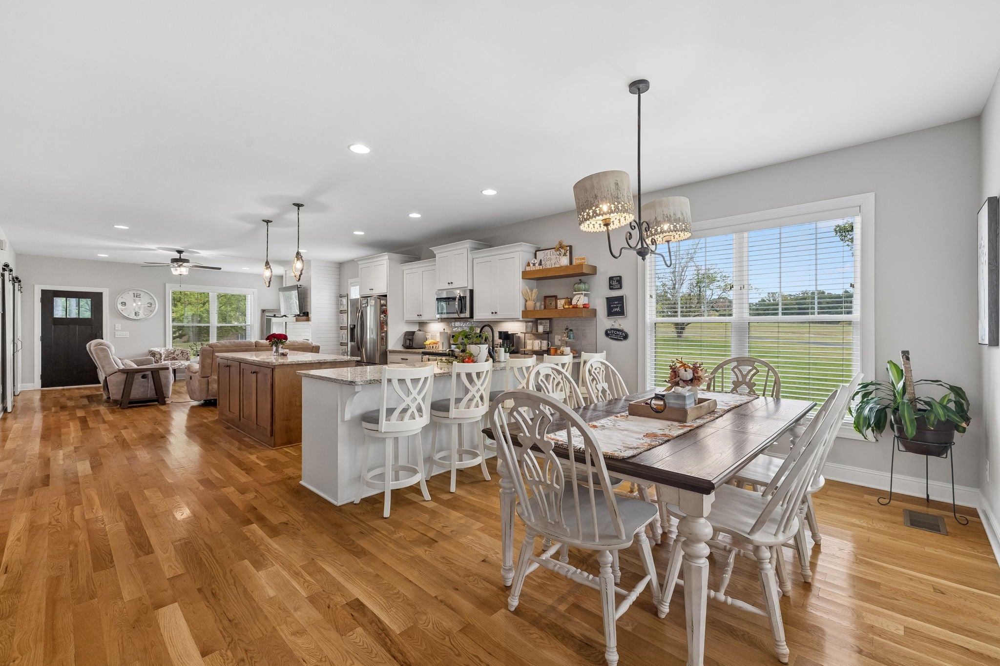 3242 Pinson School Rd