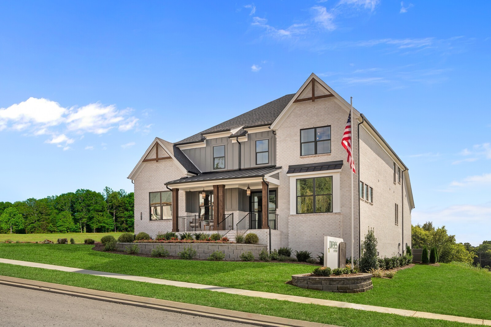 1517 Nola Dr