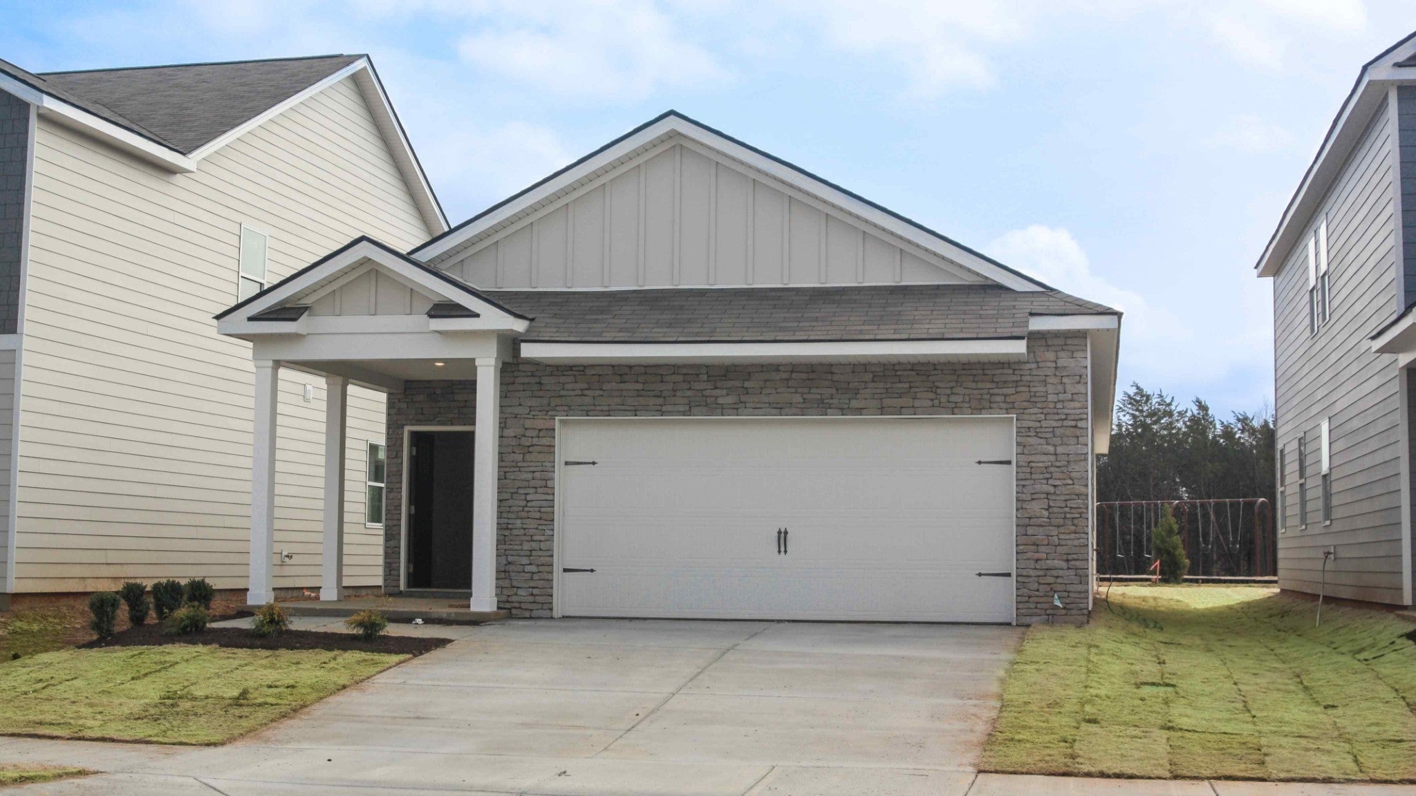 4923 Sandringham Lane